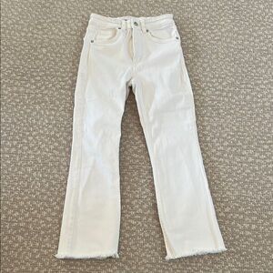 Zara white fringes jeans. Size 4